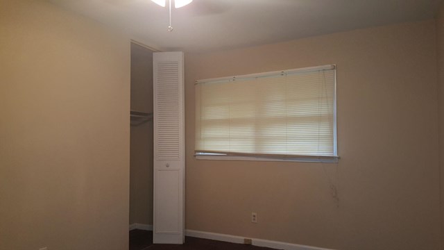655 Brookside Pl, Forest Park, GA 30297 photo 8