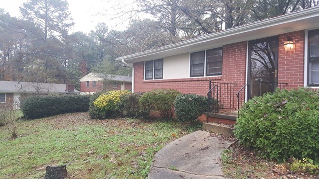 655 Brookside Pl, Forest Park, GA 30297 photo 1