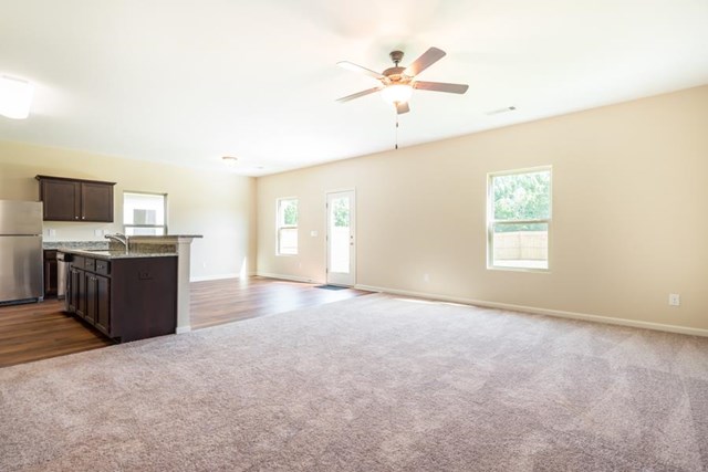 1386 Turning Leaf Ln, Pendergrass, GA 30567 photo 2