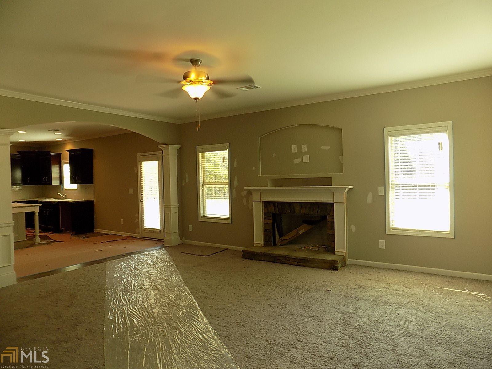61 Stone Gate Dr, Lagrange, GA 30241 photo 2