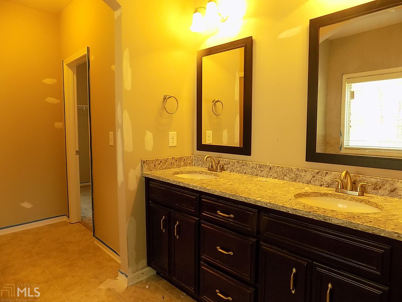 61 Stone Gate Dr, Lagrange, GA 30241 photo 7