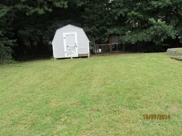 3196 Pawnee Dr, Rex, GA 30273 photo 3