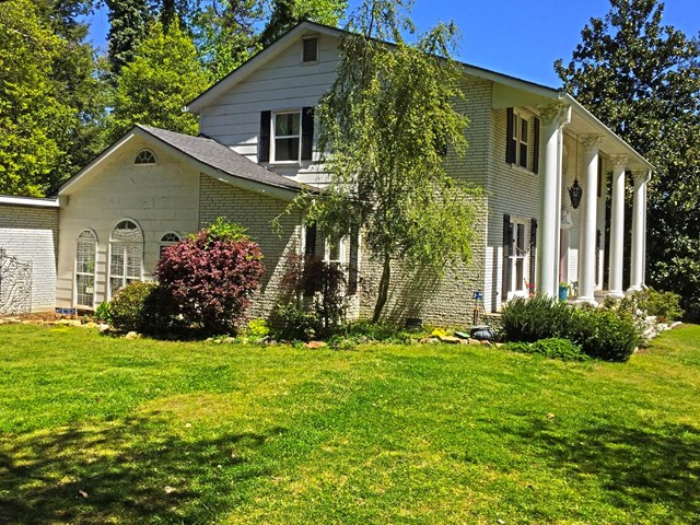 1623 E Tugalo St, Toccoa, GA 30577 photo 3