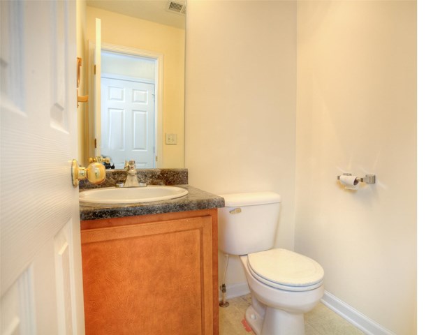 335 Fieldview Ln, Covington, GA 30016 photo 11