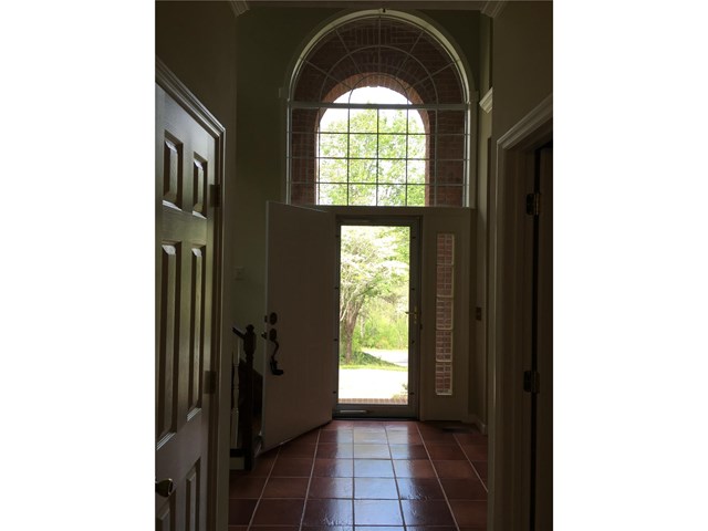 60 Foxdale Cir, Toccoa, GA 30577 photo 3