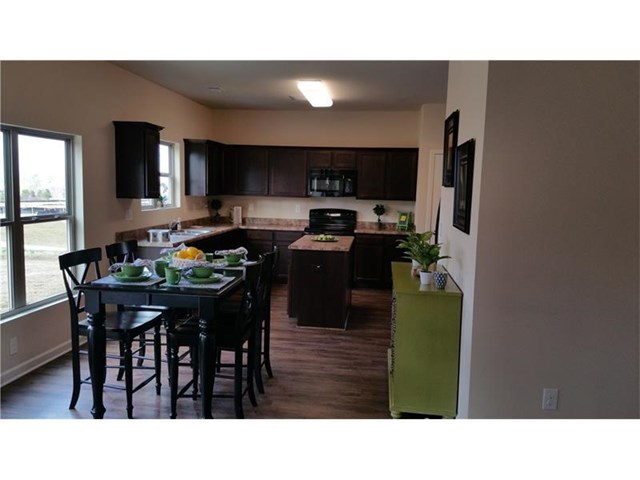 5778 Rex Ridge Loop, Rex, GA 30273 photo 2