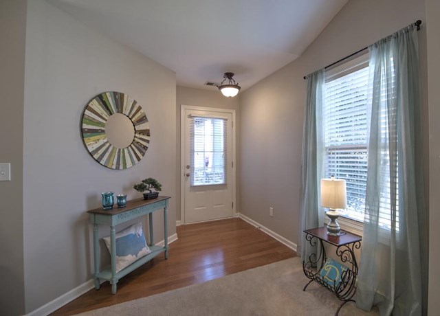416 Arrowhead Trl, Canton, GA 30114 photo 4