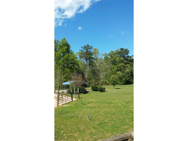 97 Crawley Rd, Williamson, GA 30292 photo 3