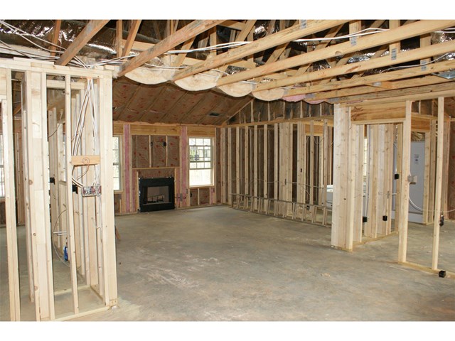 60 Silver Pine Ct, Carrollton, GA 30116 photo 3