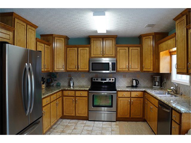 140 Oak Meadows Pl, Covington, GA 30016 photo 8
