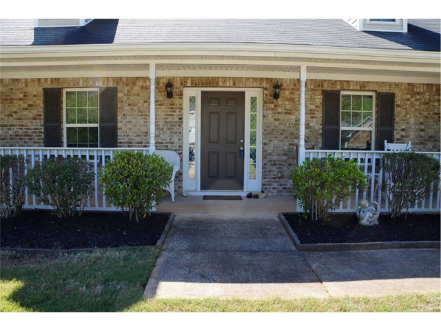 140 Oak Meadows Pl, Covington, GA 30016 photo 2
