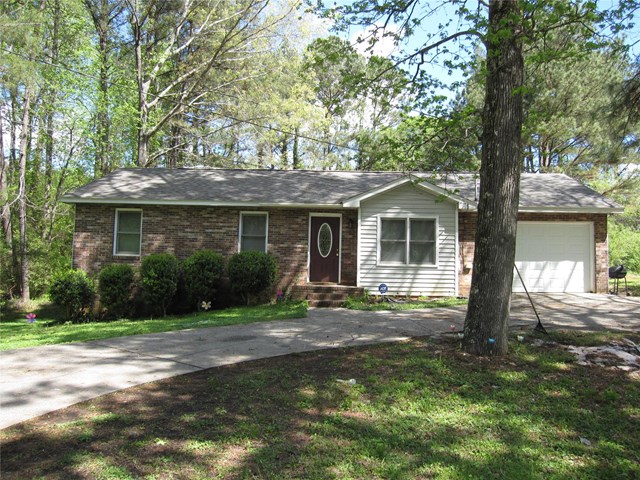 75 Hidden Pines Dr, Covington, GA 30016 photo 1
