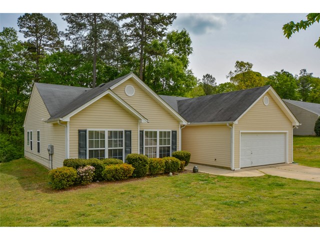 457 Valley Trce, Winder, GA 30680 photo 1