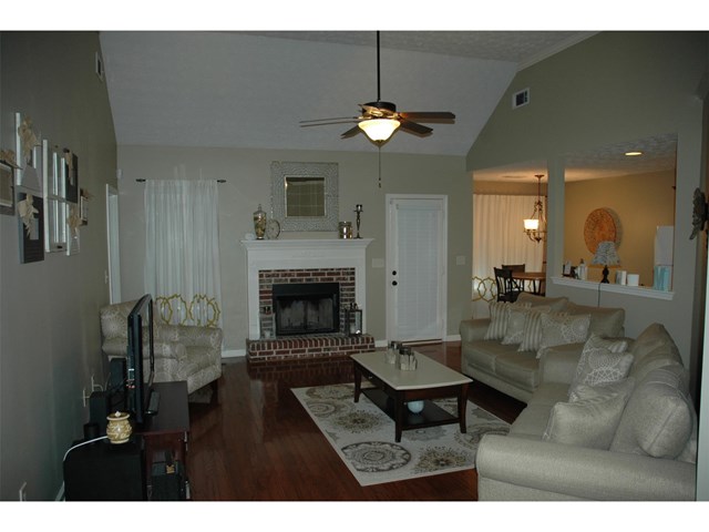 307 Perimeter Dr, Lagrange, GA 30241 photo 2