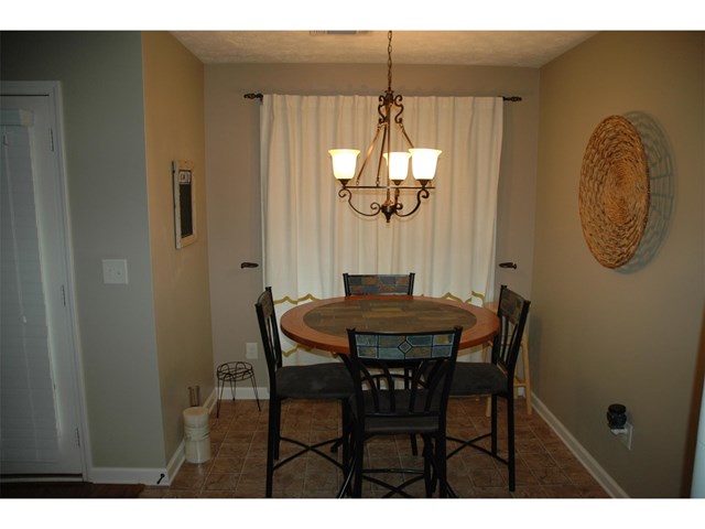 307 Perimeter Dr, Lagrange, GA 30241 photo 6