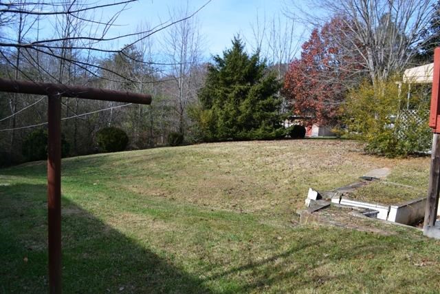 27 Back St, Dillard, GA 30537 photo 6