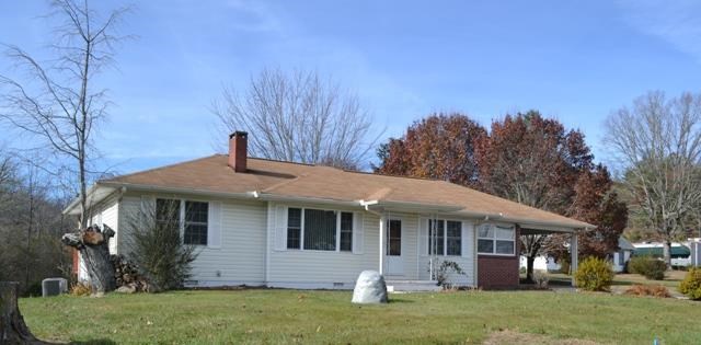 27 Back St, Dillard, GA 30537 photo 2