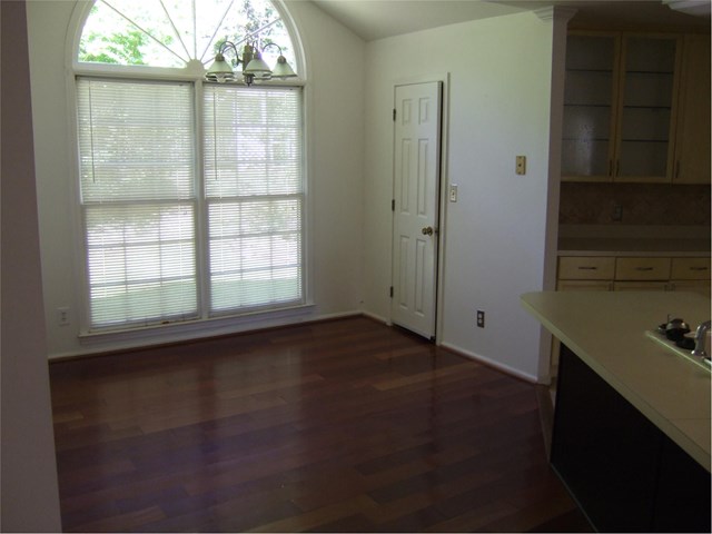100 Drumcliff Ct, Tyrone, GA 30290 photo 4