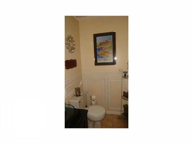 131 Hayes Cir, Rex, GA 30273 photo 9