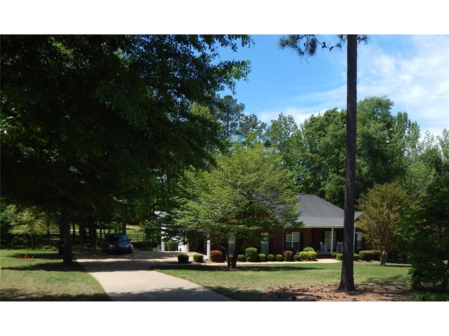 107 Planters Rdg, Lagrange, GA 30240 photo 1