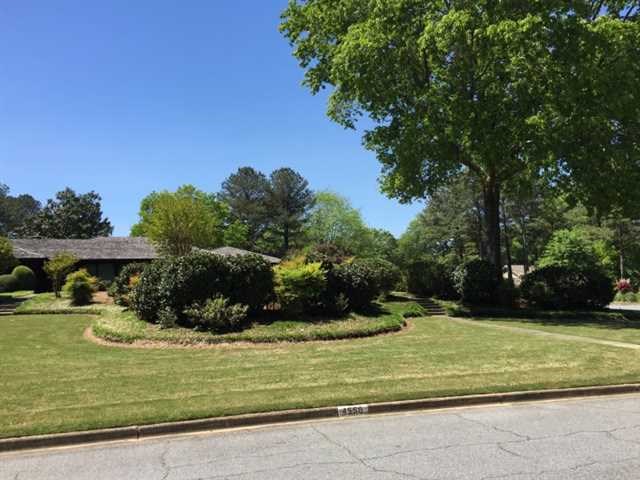 4556 Ridgegate Dr, Duluth, GA 30097 photo 2