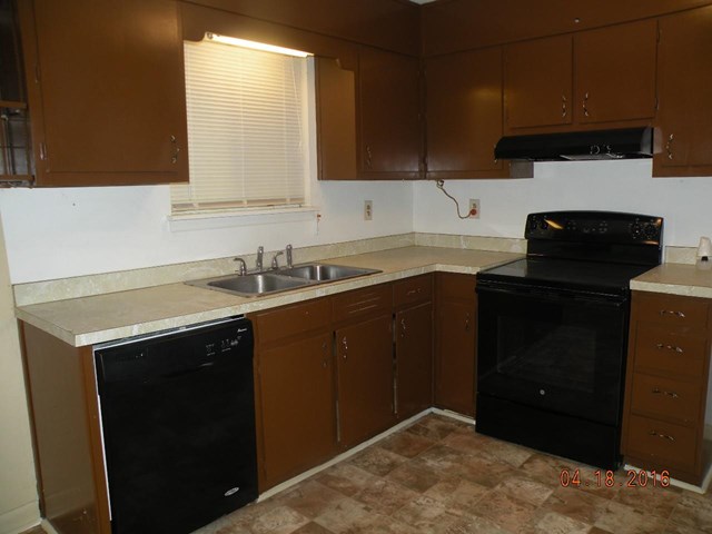 2254 Lanier Pl, Morrow, GA 30260 photo 6
