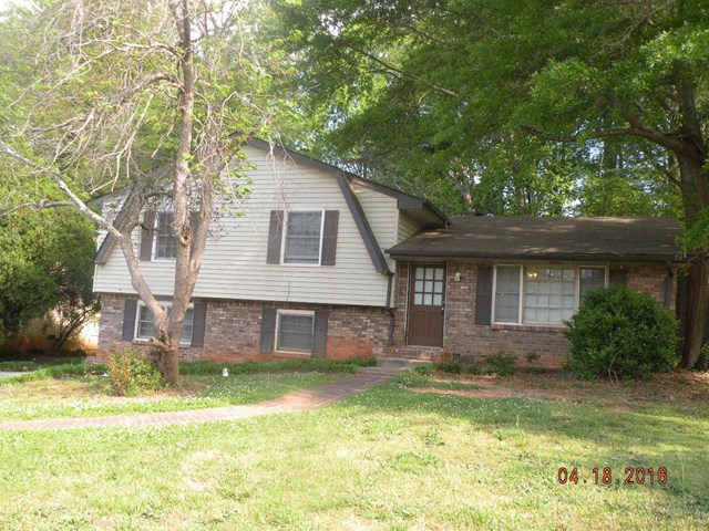 2254 Lanier Pl, Morrow, GA 30260 photo 2