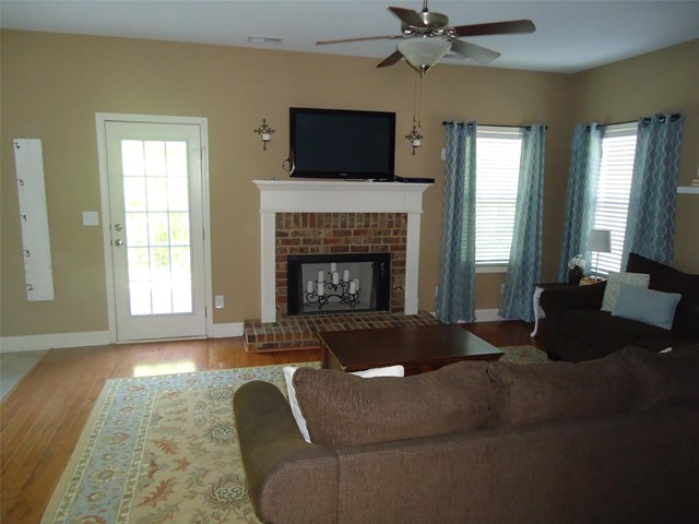 419 Jasmine Cir, Lagrange, GA 30241 photo 9