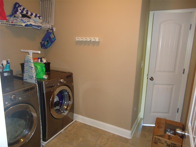 419 Jasmine Cir, Lagrange, GA 30241 photo 20