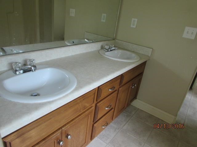 423 Jasmine Cir, Lagrange, GA 30241 photo 17