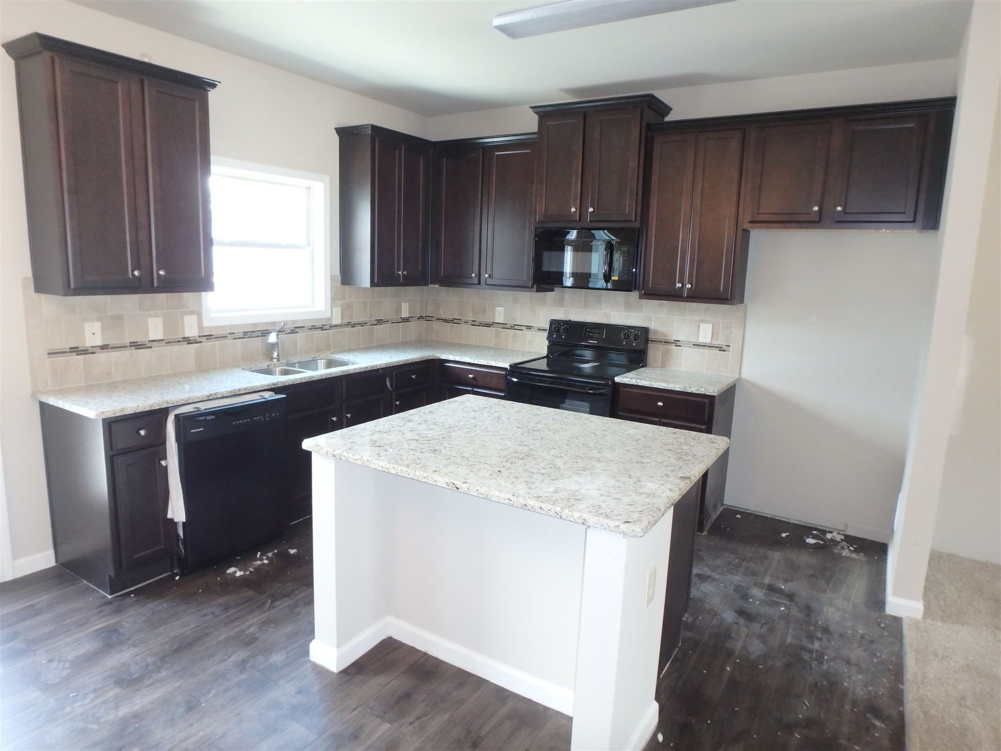 740 Walnut Woods Dr, Braselton, GA 30517 photo 5