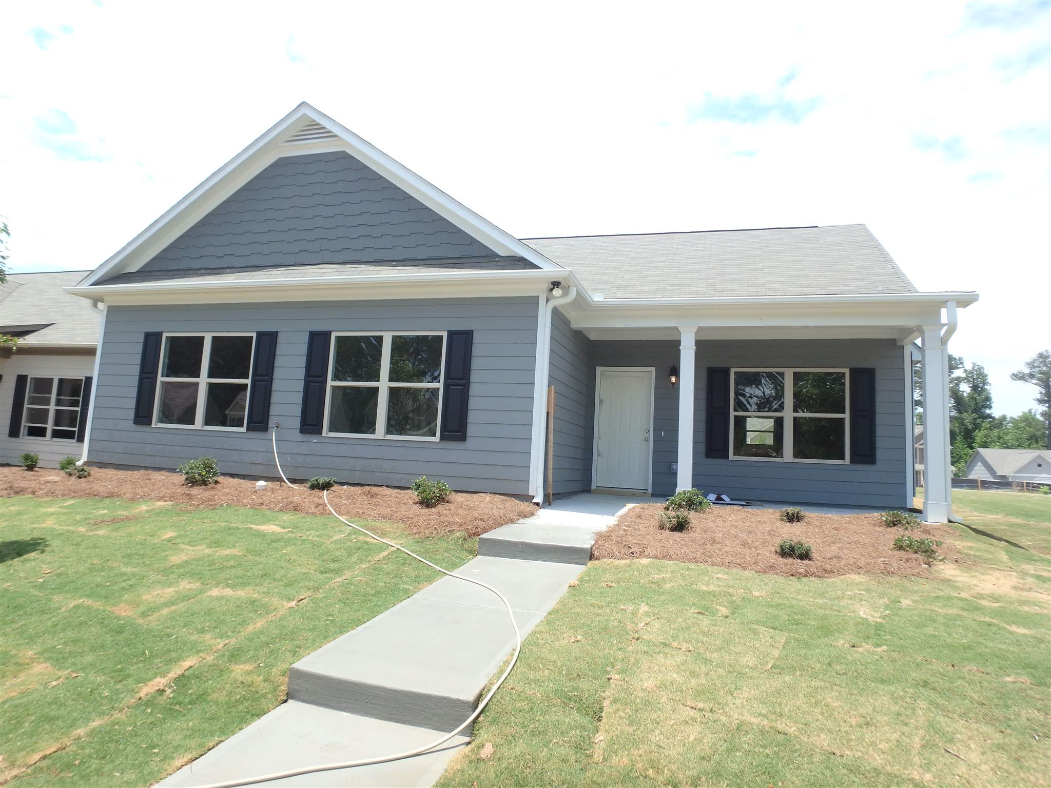740 Walnut Woods Dr, Braselton, GA 30517 photo 1