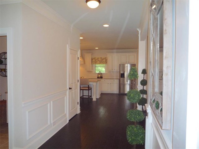 4559 Lake Falls Dr, Buford, GA 30519 photo 3