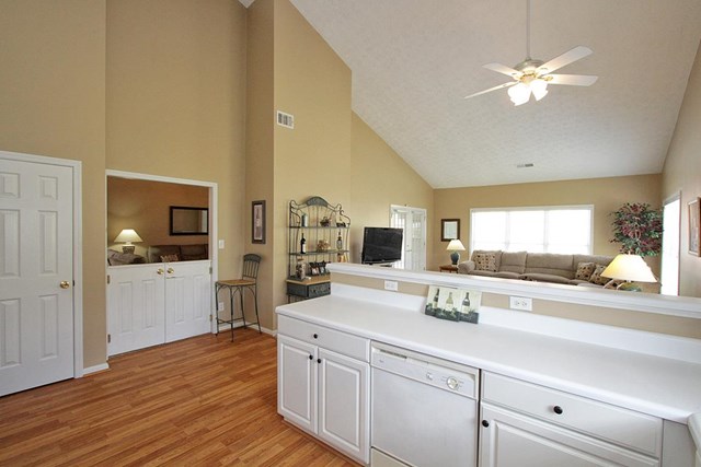 4205 Ruby Forest Blvd, Suwanee, GA 30024 photo 14