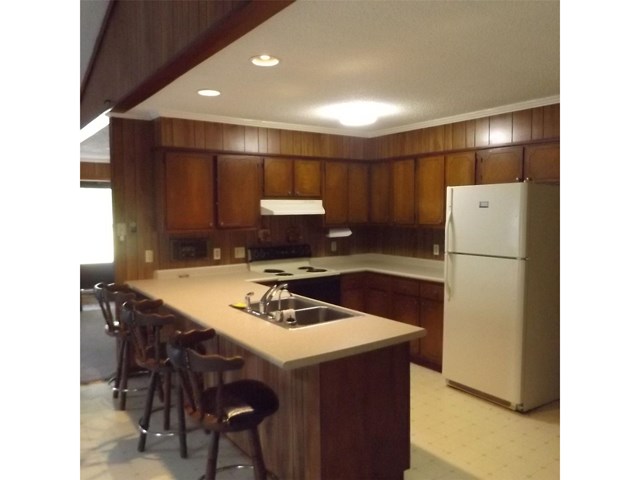 242 Dooley Dr, Toccoa, GA 30577 photo 3