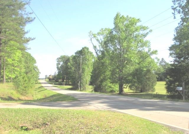 111 Robertson Rd, Lagrange, GA 30241 photo 3