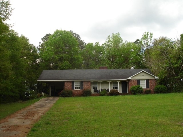 208 Sunset Dr, West Point, GA 31833 photo 1