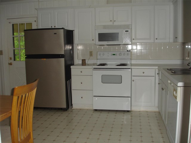 208 Sunset Dr, West Point, GA 31833 photo 4