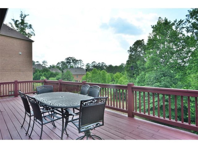 8640 Merion Dr, Duluth, GA 30097 photo 4