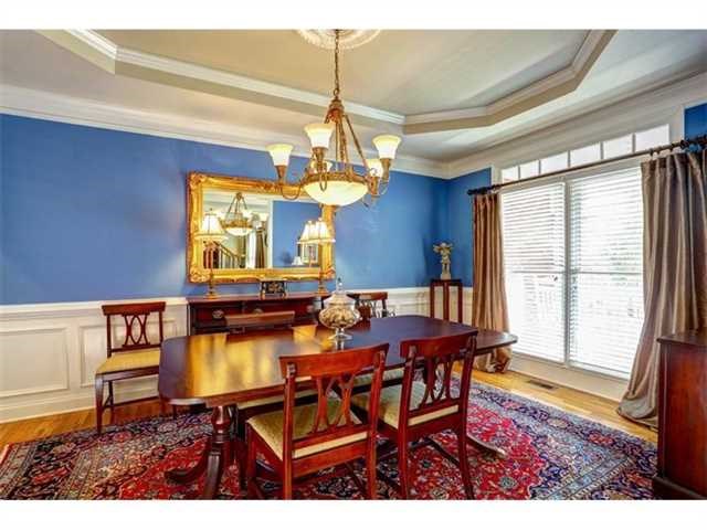 123 Riverview Dr, Suwanee, GA 30024 photo 4
