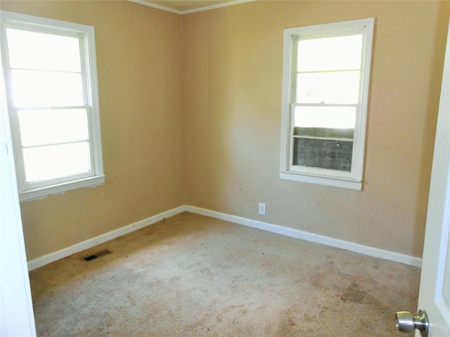 349 S Sage St, Toccoa, GA 30577 photo 7