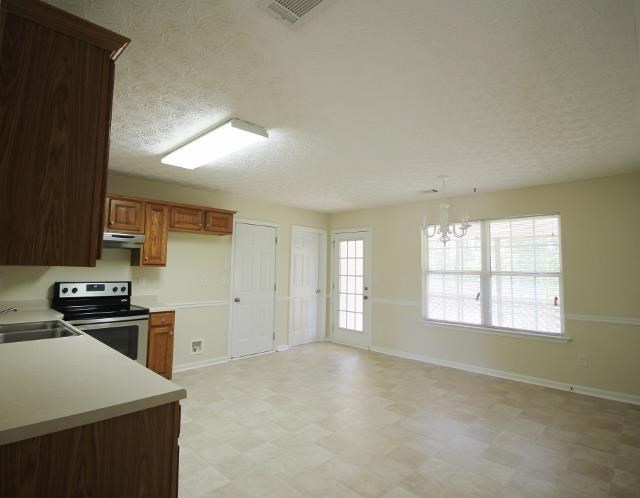 110 Post Oak Dr, Jackson, GA 30233 photo 4