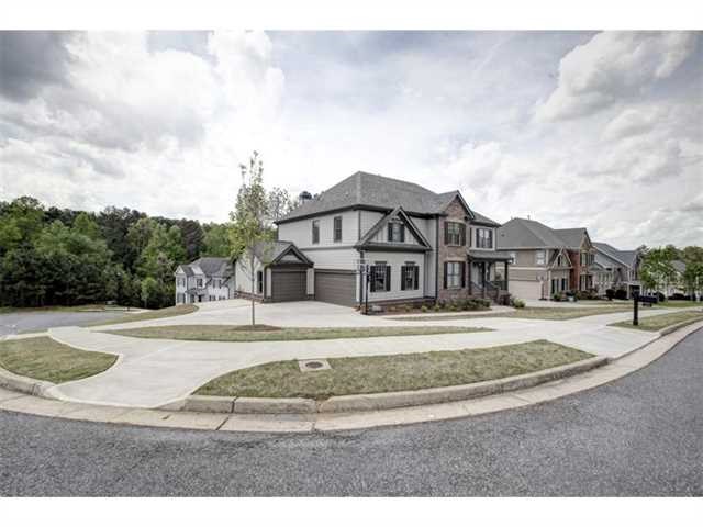 113 Generals Pl, Canton, GA 30114 photo 2