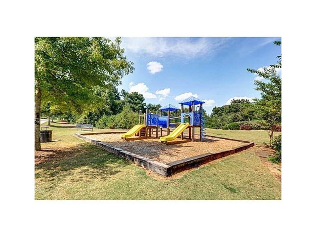 6495 Splitpine Ct, Atlanta, GA 30349 photo 4
