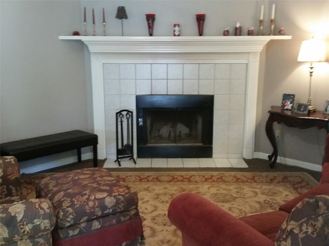 219 Memorial Dr, Barnesville, GA 30204 photo 2