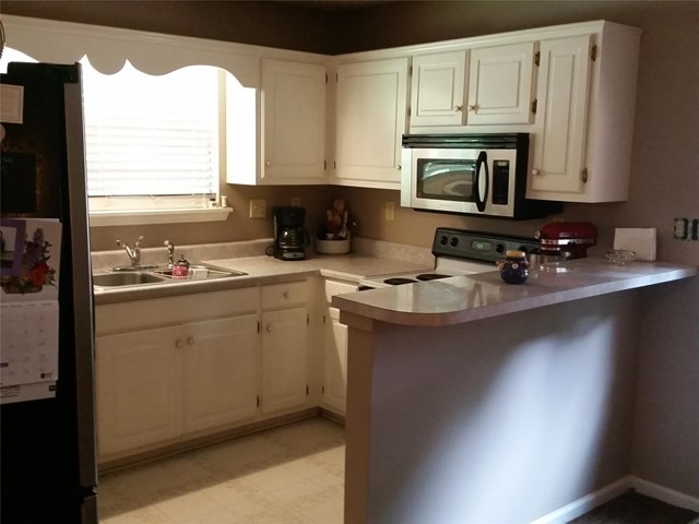219 Memorial Dr, Barnesville, GA 30204 photo 9