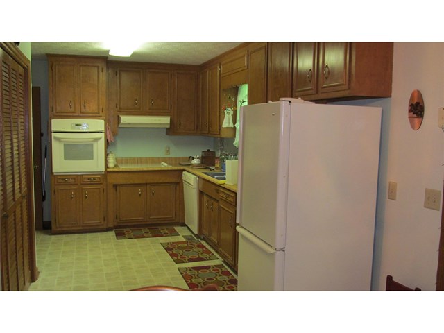 43 S Pine Cove Dr, Lagrange, GA 30240 photo 3