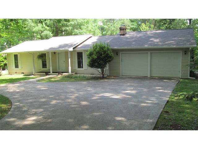 43 S Pine Cove Dr, Lagrange, GA 30240 photo 1