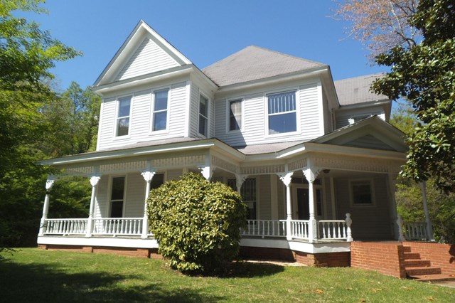 101 Moss St, Cornelia, GA 30531 photo 1