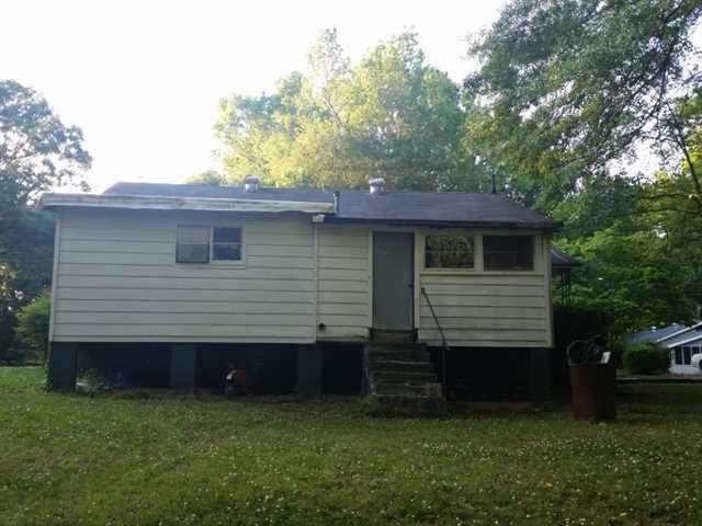 325 Walker Dr, Monroe, GA 30656 photo 6